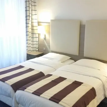 Hotell Mayflower Paris