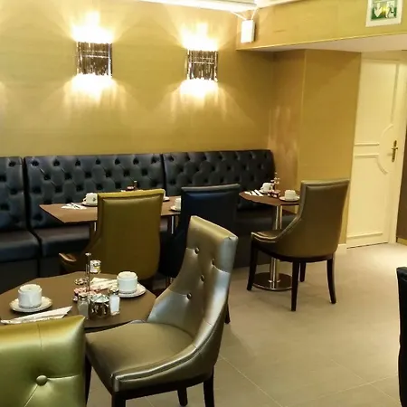 Otel Mayflower Paris