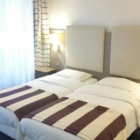 Mayflower 3*