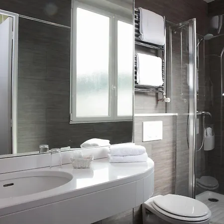 Hotel Mayflower 3*